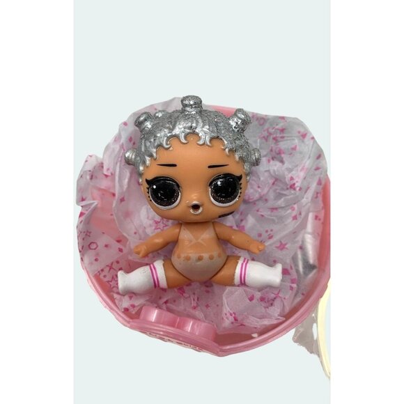 LOL Surprise Holiday Bling Beats Doll Color Changer Ornament Girl Gift Toy 2018 - Picture 1 of 5